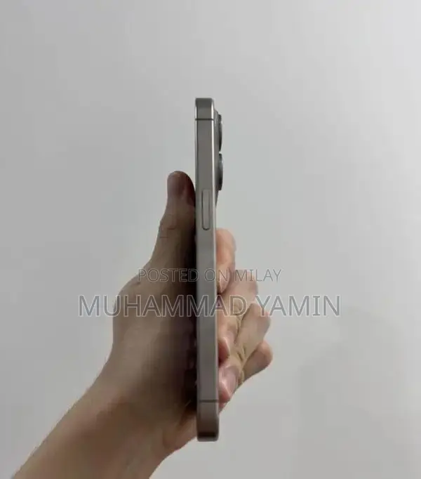 Apple iPhone 15 Pro 128GB Natural Titanium Unlocked Smartphone