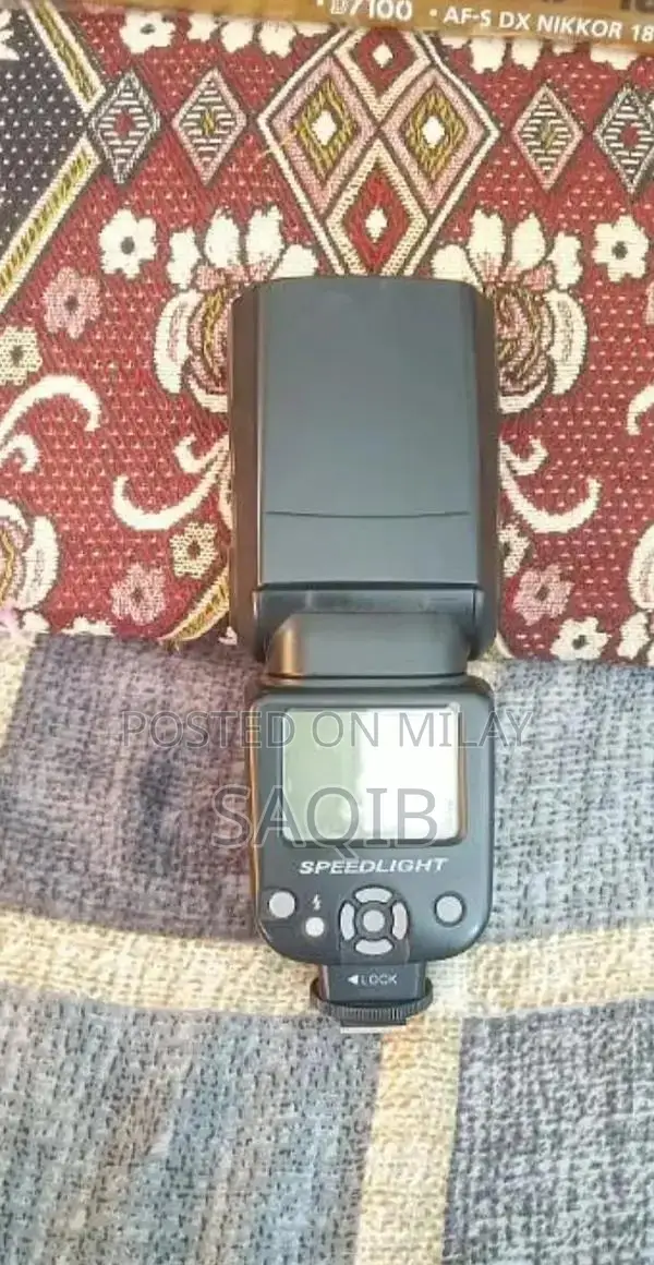 Nikon D7100 DSLR Digital Camera Professional Photography Equipment