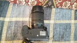 Nikon D7100 DSLR Digital Camera Professional Photography Equipment