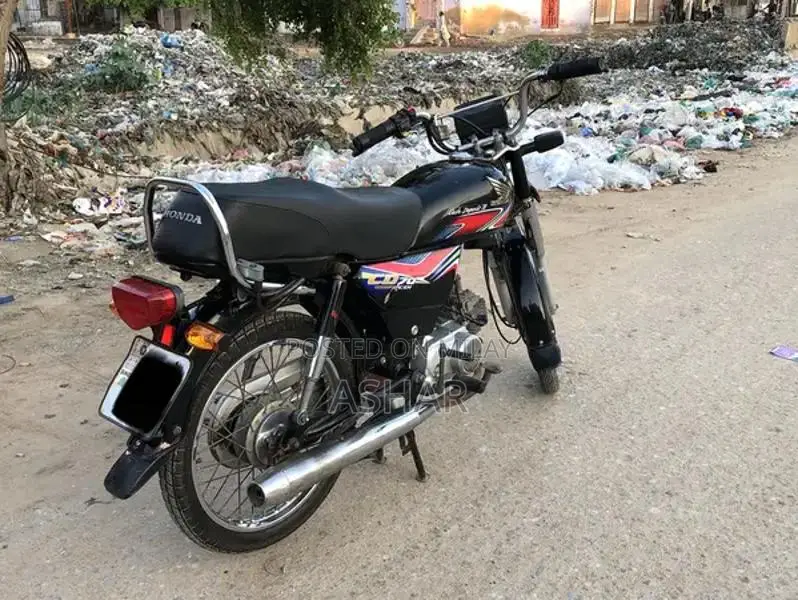 Honda CD 70 Motorcycle 2018 Model Commuter Bike
