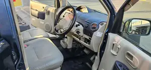 Mitsubishi Ekwagon Compact Car - Well-Maintained Imported Vehicle