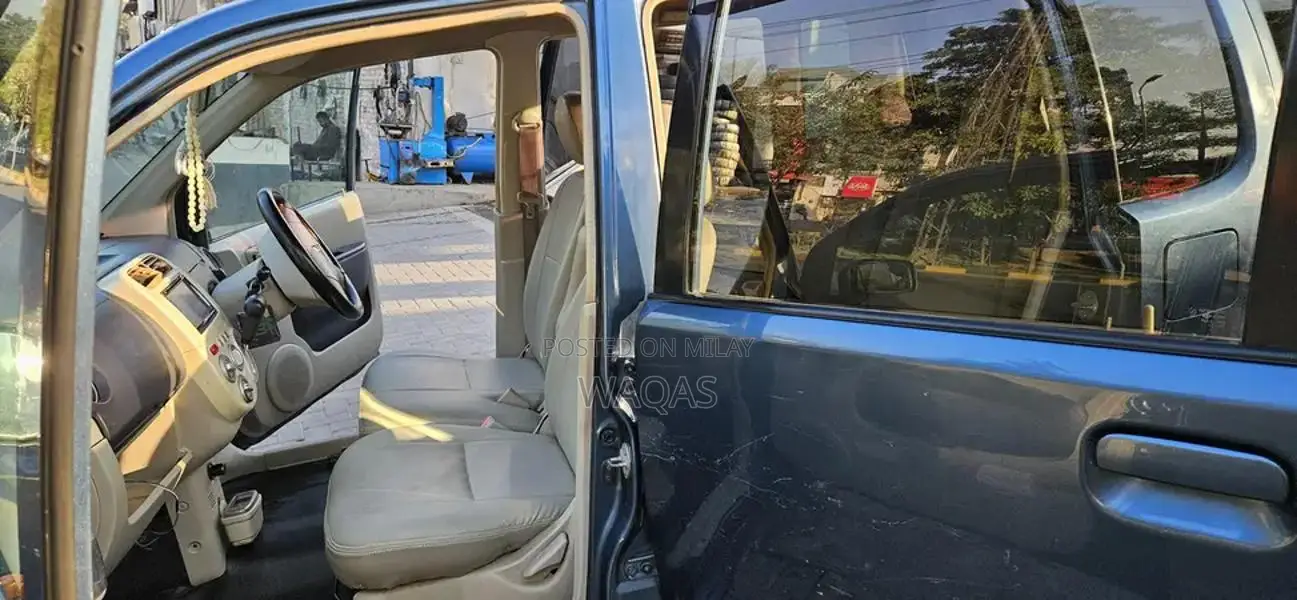 Mitsubishi Ekwagon Compact Car - Well-Maintained Imported Vehicle