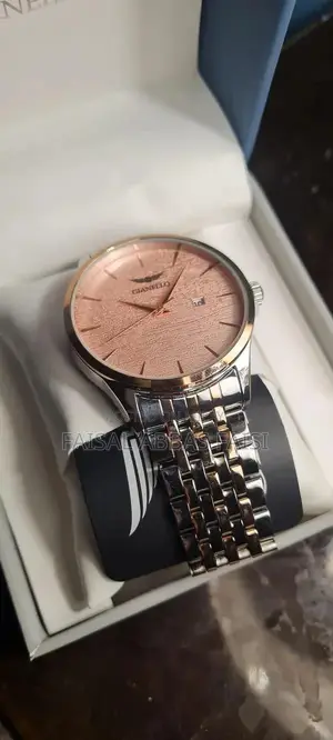 Gianello Elegant Timepiece - Stylish Analog Watch for Everyday Wear