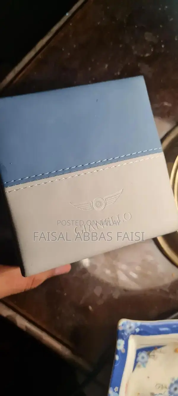 Gianello Elegant Timepiece - Stylish Analog Watch for Everyday Wear