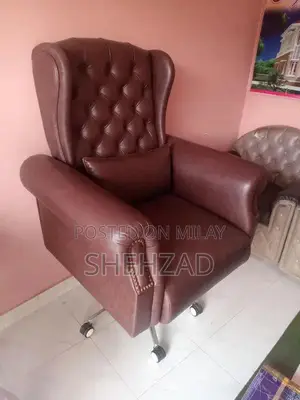 Photo - Premium Executive Revolving Desk Chair with Ergonomic Design