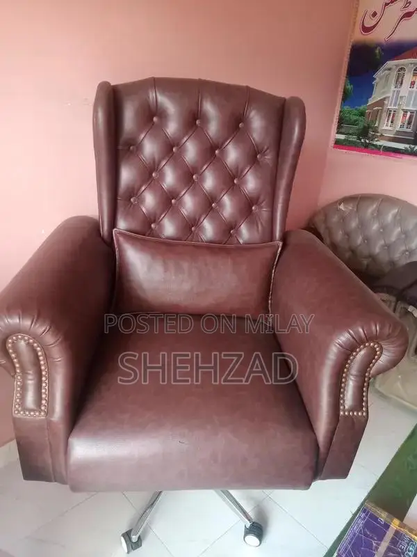 Premium Executive Revolving Desk Chair with Ergonomic Design