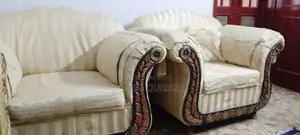 Comfortable Sofa Set in Good Condition