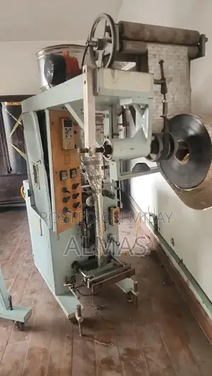 Automatic Industrial Tea Packing Machine with Weighing & Sealing