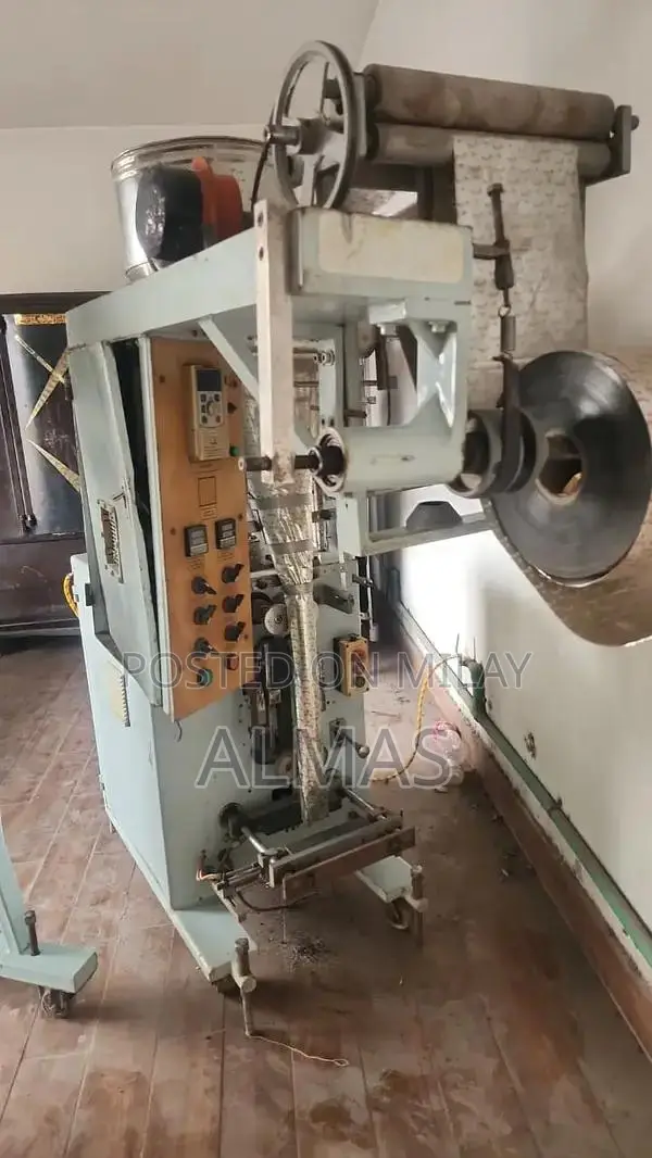 Automatic Industrial Tea Packing Machine with Weighing & Sealing