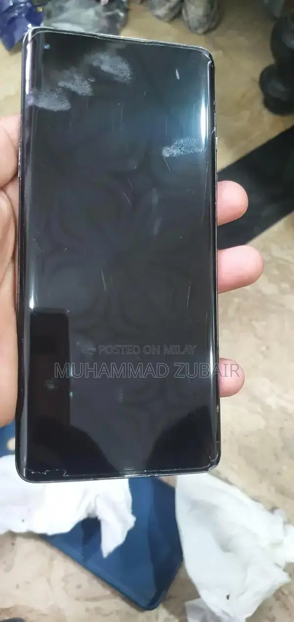 OnePlus 8 Smartphone with Minor Glass Damage