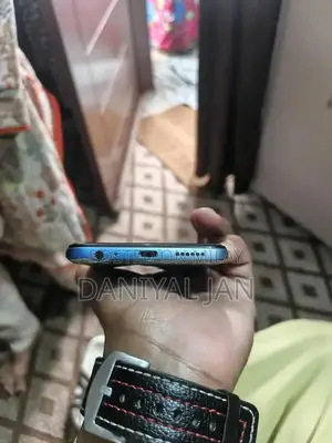 Tecno Pova Smartphone 4GB RAM 64GB Storage Compact Device