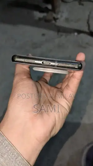 Pixel 6 Android Smartphone - Excellent Condition, 8GB RAM