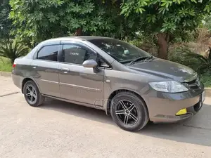 City 2006 Genuine Engine Sedan with Upgraded Features