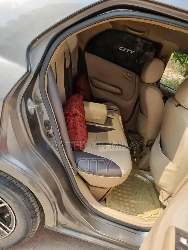 City 2006 Genuine Engine Sedan with Upgraded Features