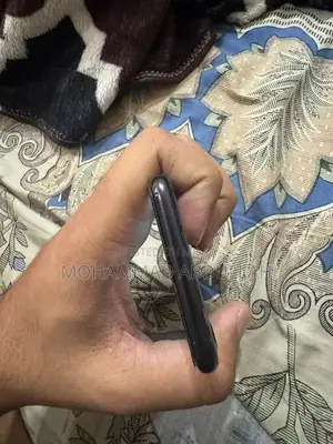 Apple iPhone SE PTA Approved Smartphone