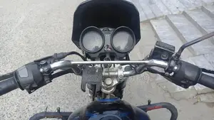 Yamaha YB125Z DX Motorcycle - Compact Urban Commuter