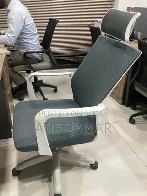 Adjustable Ergonomic Office Chair with Movable Headrest
