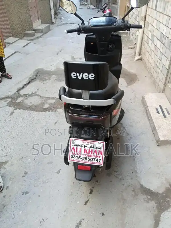 Evee Gen Z Electric Scooter 2025 - 60 km/h, 80 km Range