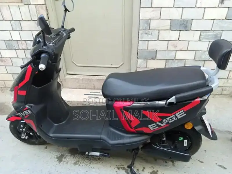 Evee Gen Z Electric Scooter 2025 - 60 km/h, 80 km Range
