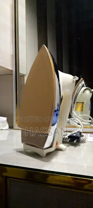 Modern Humidifier with Multiple Advanced Features