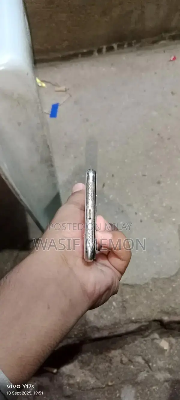 iPhone X 64GB PTA Approved Smartphone