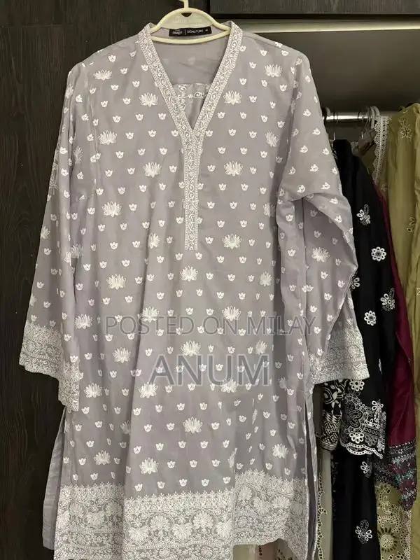 3-Piece Signature Lawn Suit Set - Preloved in Excellent Condition