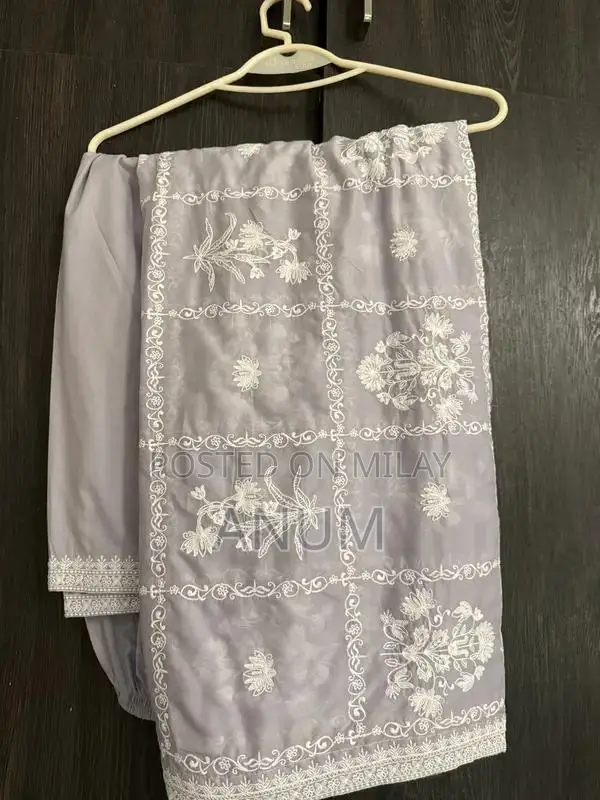 3-Piece Signature Lawn Suit Set - Preloved in Excellent Condition