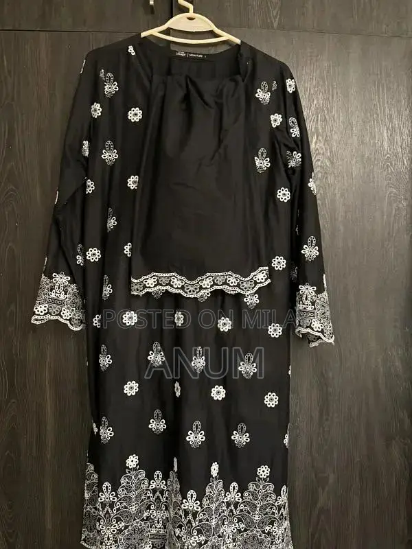 3-Piece Signature Lawn Suit Set - Preloved in Excellent Condition