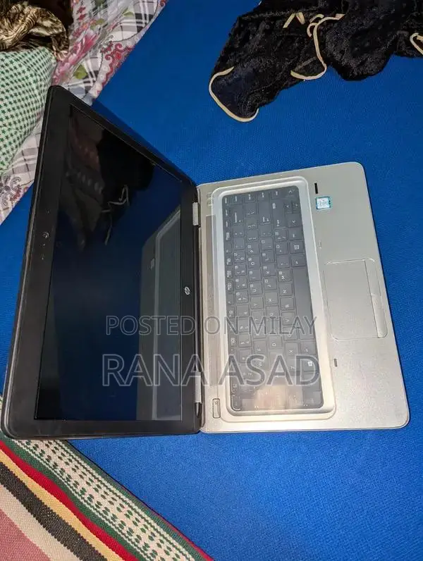 HP 15-inch Laptop with 7th Gen Intel Core i5 Processor