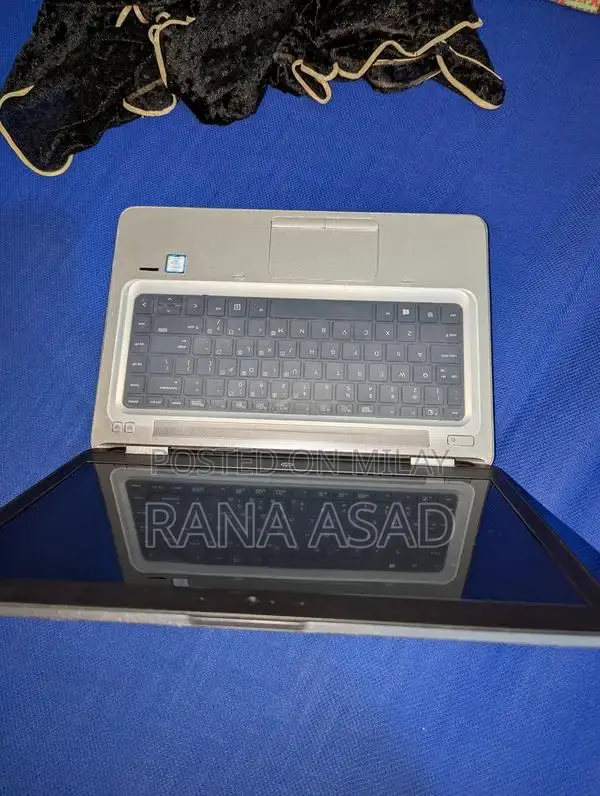 HP 15-inch Laptop with 7th Gen Intel Core i5 Processor