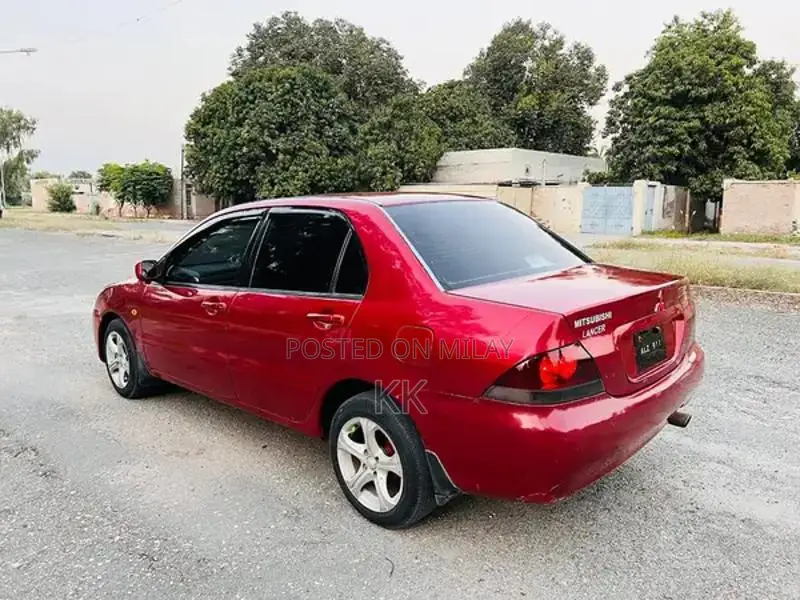 Mitsubishi Lancer GLX 1.3 Automatic Sedan