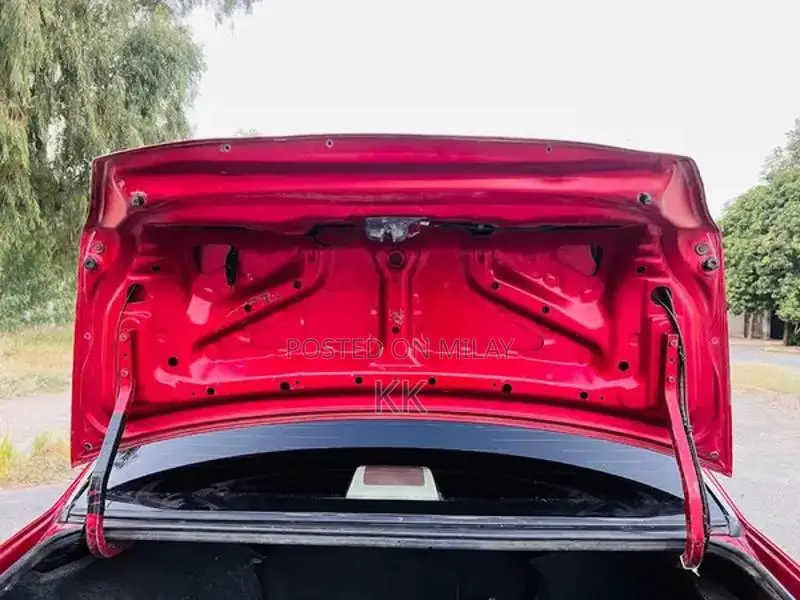 Mitsubishi Lancer GLX 1.3 Automatic Sedan