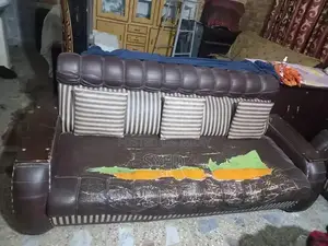 5 Seater Sofa with Good Foam, Requires Minor Repairs