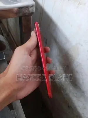 iPhone 8 Plus Smartphone with Screen and Battery Issues