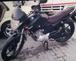 Photo - Yamaha Motorcycle - Reliable Self-Start Vehicle in Good Condition