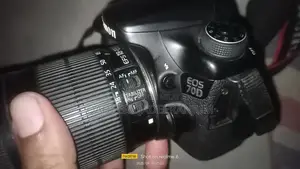 Canon 70D DSLR Camera with 18-135mm Lens