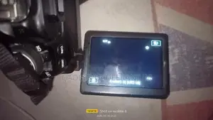 Canon 70D DSLR Camera with 18-135mm Lens