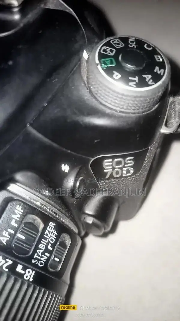 Canon 70D DSLR Camera with 18-135mm Lens