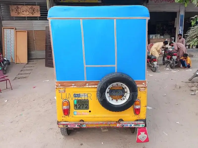 Used Battery and Hood for Vehicle with Decent Condition