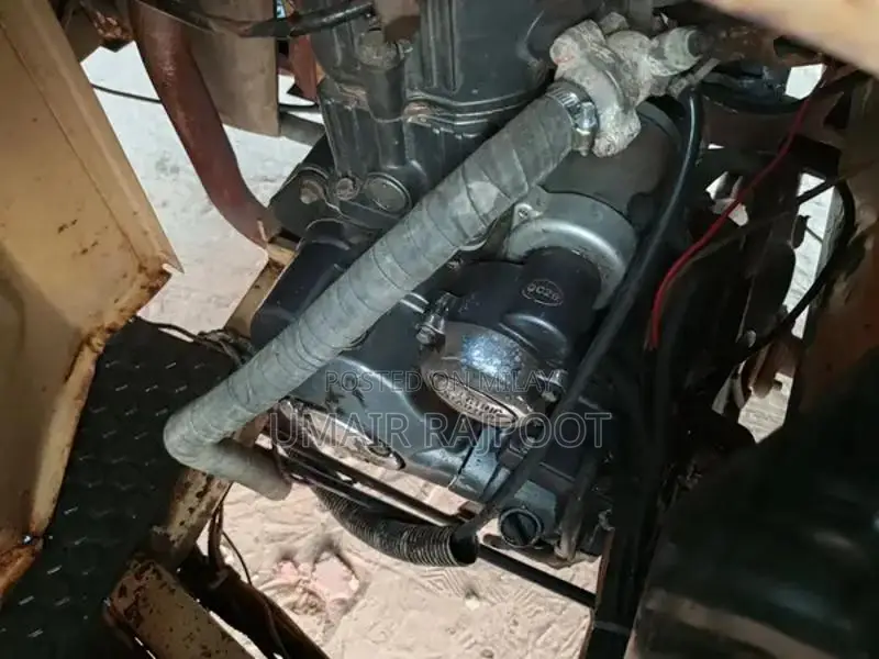 Used Battery and Hood for Vehicle with Decent Condition