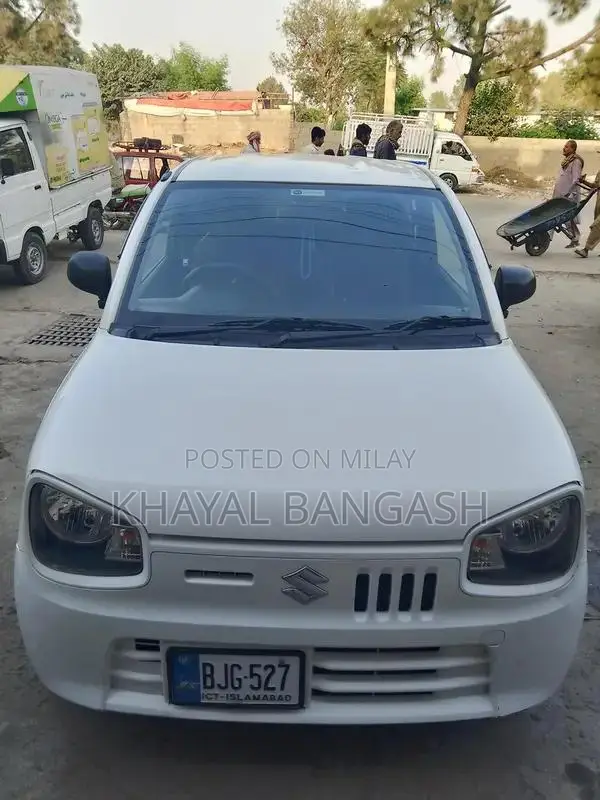 Alto Compact Car with Clean Interior and Modern Features