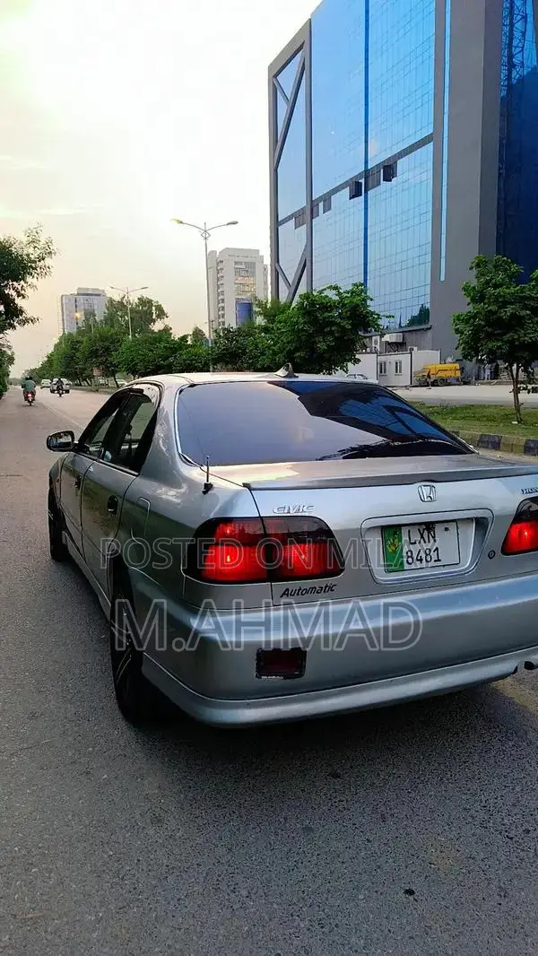 Honda Civic 2000 EXI Sedan - Well Maintained Family Car