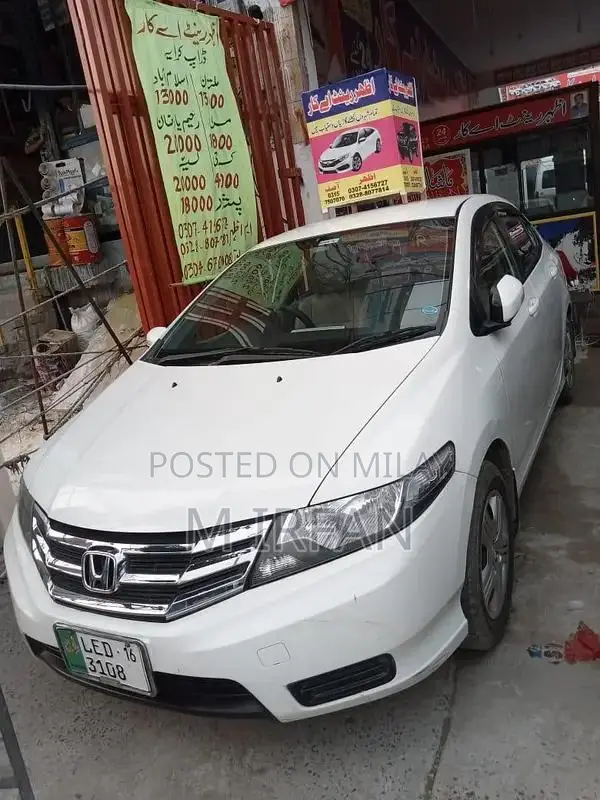 Honda City Sedan 2016 - Well-Maintained Imported Vehicle