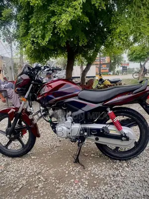 Photo - Honda CB 125F Motorcycle - Excellent Condition, 2022 Model