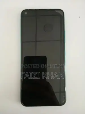 Powerful Smartphone with Large Memory and High Performance