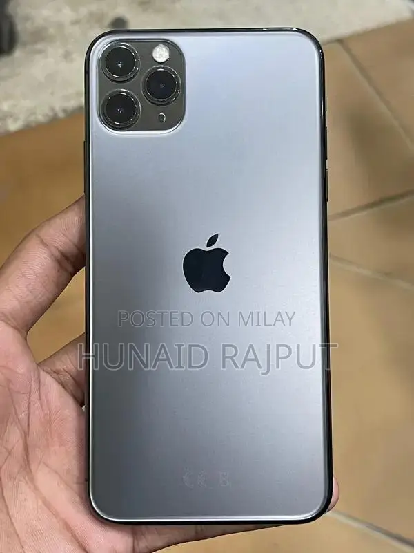 Apple iPhone 11 Pro Max Premium Smartphone