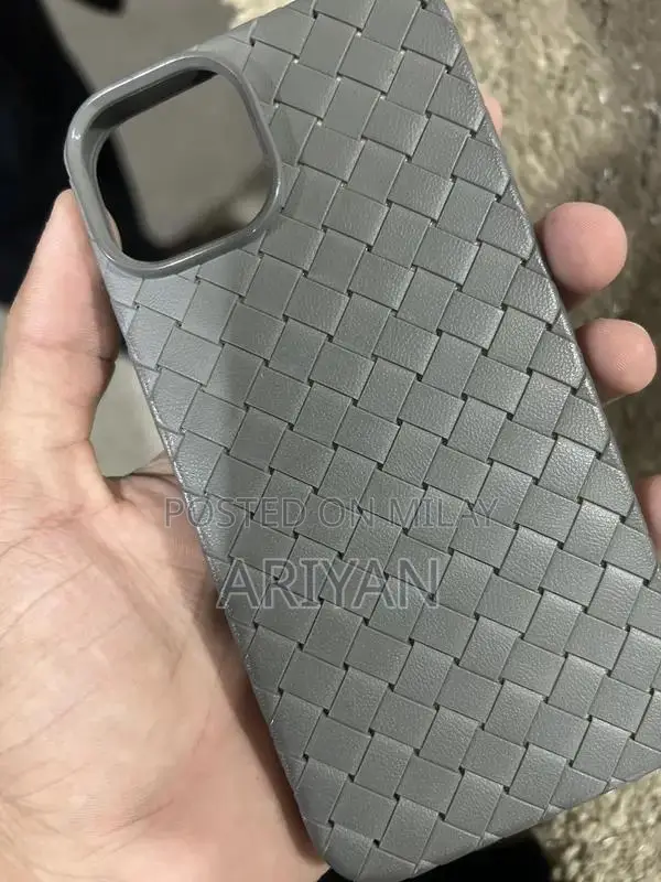 Refurbished Apple Smartphone with High Battery Health