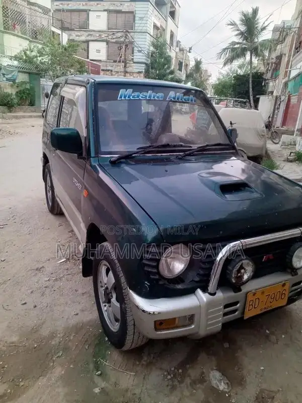 Mitsubishi Mini Pajero 4x4 SUV - Compact Off-Road Vehicle