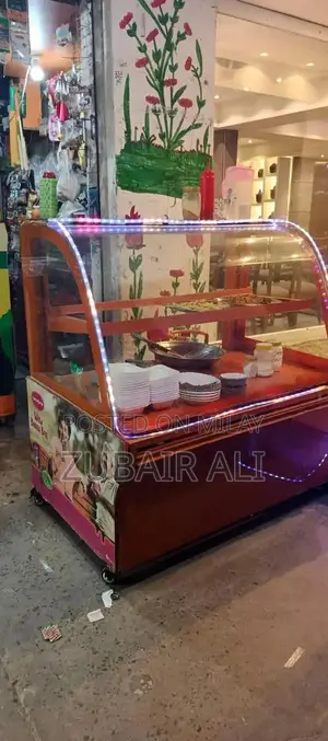 Restaurant Counter for Food Service Display and Preparation