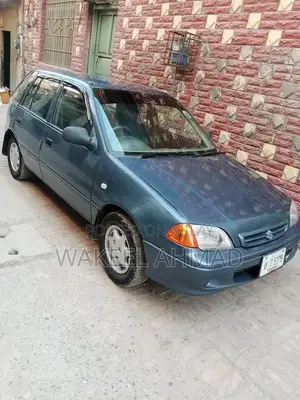 Photo - 2006 Cultus Sedan - Well Maintained Urban Compact Car